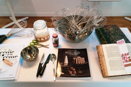 Atelier de crème Chantilly à la main : découvrez tout sur l'histoire et la technique de la Chantilly ! - Oise.fun