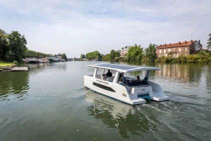 Promenade en catamaran solaire sur l'Oise - Immersion au coeur de la batellerie - Oise.fun