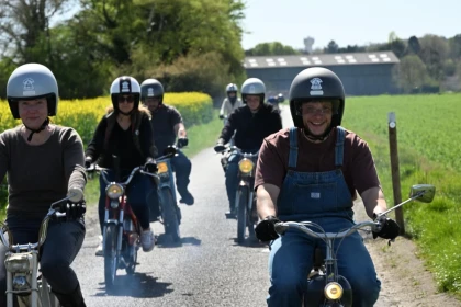 Balade en mobylettes Vintage à la demi journée - Oise.fun