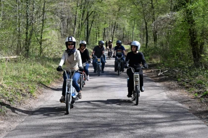 Une journée pour ralentir - Mob' vintage  autour de Chantilly - Oise.fun
