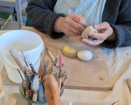 Atelier céramique – Créez votre coquetier lapin (spécial printemps) - Oise.fun