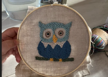 Atelier punch needle (enfants) – Une pause créative entre broderie et tissage - Oise.fun