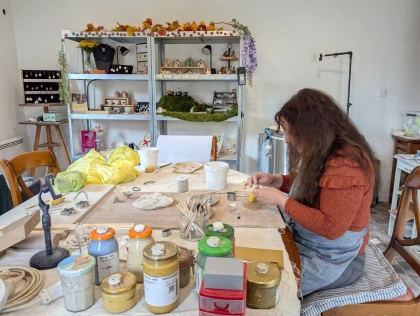 Façonnage de 3 fleurs en céramique – Créez un bouquet qui dure dans le temps - Oise.fun