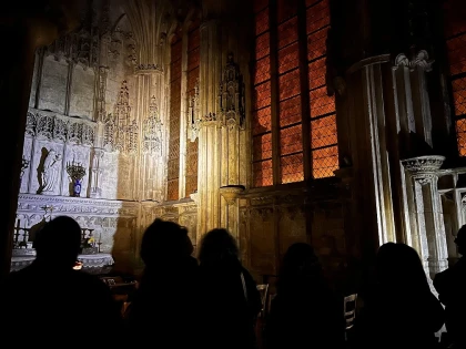 La cathédrale à la lampe de poche - Oise.fun
