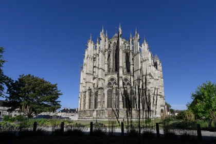La cathédrale en toute confidence - Oise.fun