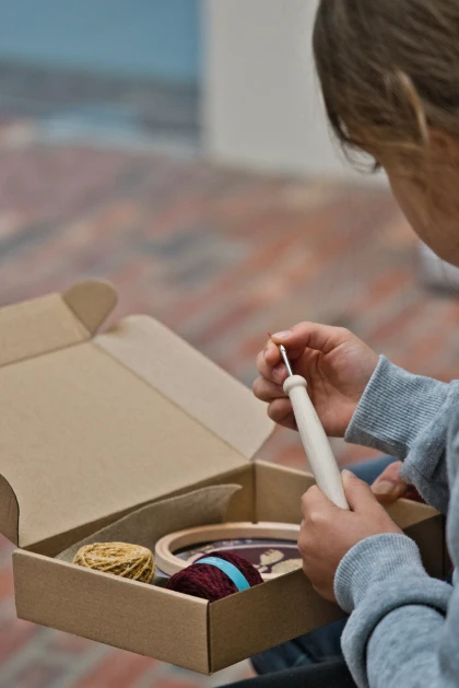 Visite + Atelier Punch Needle – Manufacture de la tapisserie de Beauvais - Oise.fun