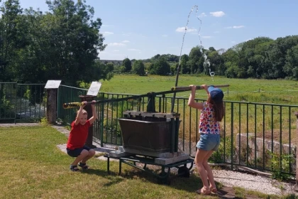 Visite famille & petite manip' scientifique au Pavillon de Manse - Oise.fun