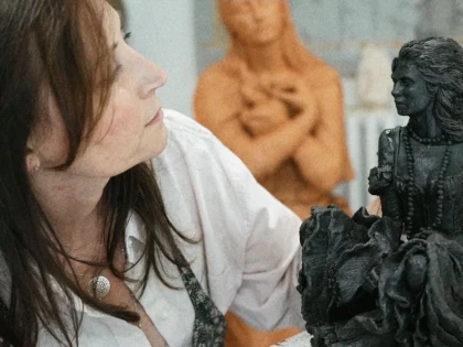 Stage de modelage-les mains dans la terre - Oise.fun