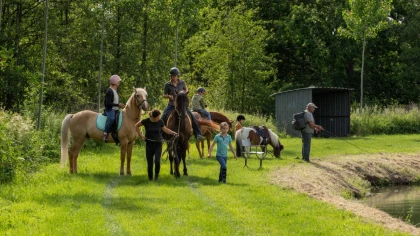 Balade à cheval dans le Beauvaisis - Oise.fun