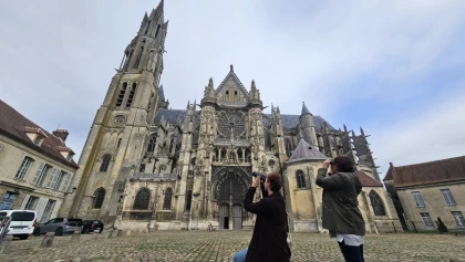 L'été à Senlis –  Senlis à la jumelle, une découverte insolite du patrimoine - Oise.fun