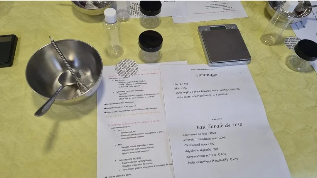 Saint Valentin : Atelier cosmétiques naturels – Huile pailletée & rouge à lèvres sur mesure - Oise.fun