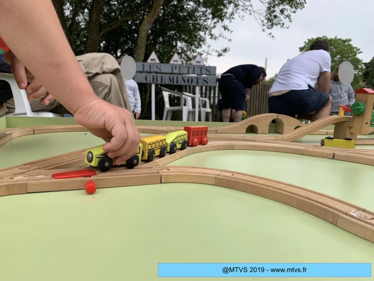 Train à vapeur du Beauvaisis – Le petit voyage qui fait un grand effet ! - Oise.fun