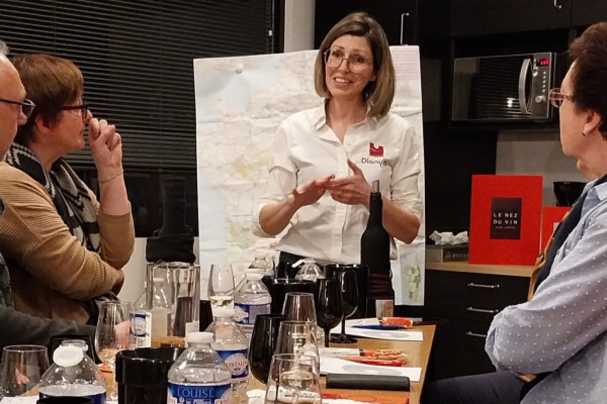 Atelier d’œnologie à Compiègne : jouez avec vos sens et votre palais ! - Oise.fun