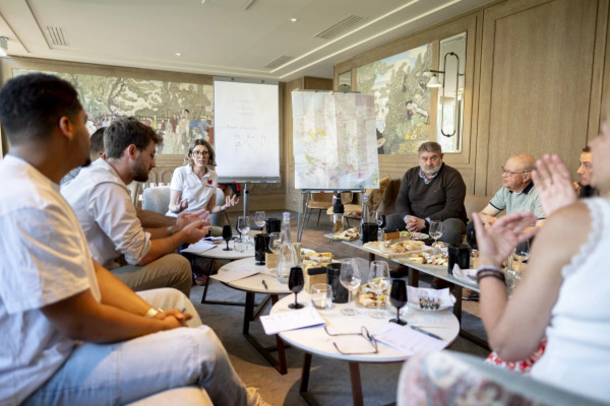 Atelier vin & planches gourmandes à Chantilly-Senlis : un voyage sensoriel ! - Oise.fun