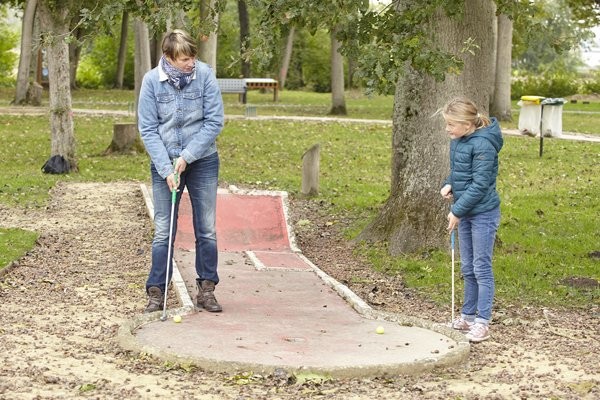 GOLF MINIATURE - Oise.fun