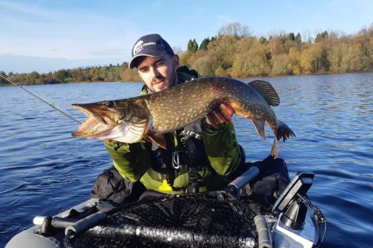 Journée Pêche en float tube - Oise.fun