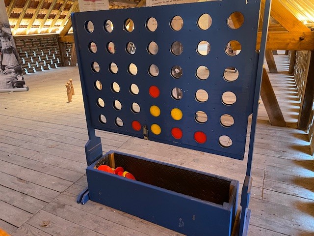 Après-midi jeux géants – Jouez en famille dans une ancienne fabrique de brosses ! - Oise.fun