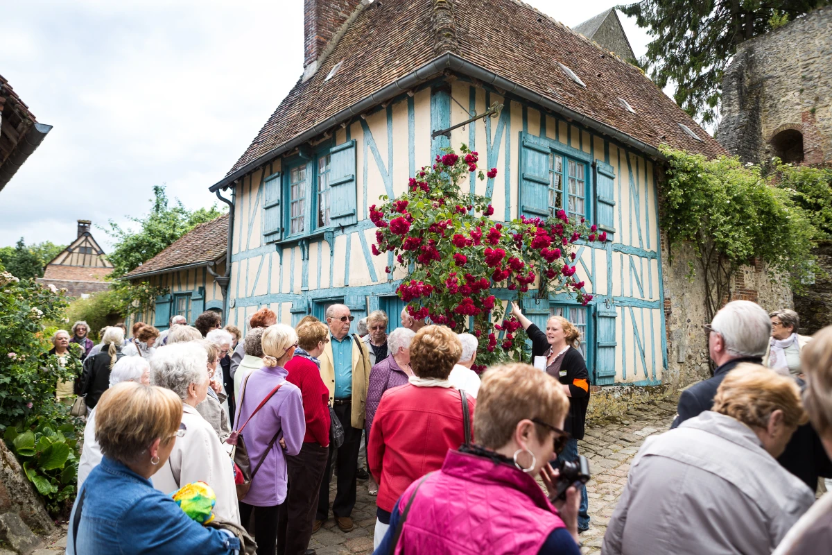 Découverte de Gerberoy : entre ruelles pavées et secrets bien gardés - Oise.fun